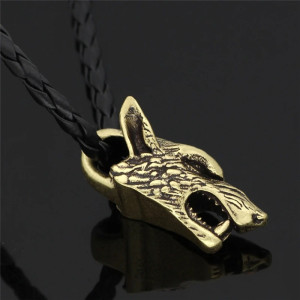 Vue Laterale Collier Viking Loup Fenrir Couleur Or