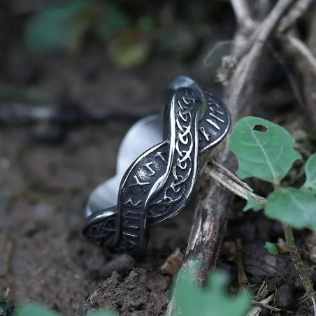 Vue Laterale Bague Viking - Serment des Runes Entrelacées