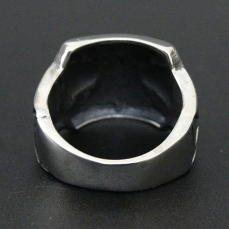 Bague Motard Croix de Fer | Bijou Biker Acier Rebelle !