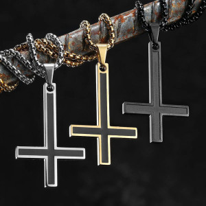 Pendentif Croix Anti-Christ "Pentacle de Profanation" - 3 couleurs au choix !