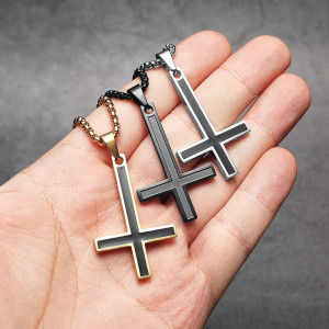 Avant Pendentif Croix Anti-Christ "Pentacle de Profanation" - 3 couleurs au choix !