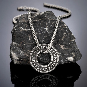 Collier Viking Anneau Runique Ancien Modele 2