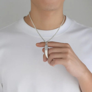 Vue portee Collier Loup Argent 925 " Croc du Loup Alpha"
