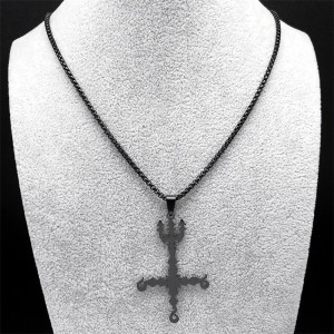 Pendentif Croix Infernale au Trident