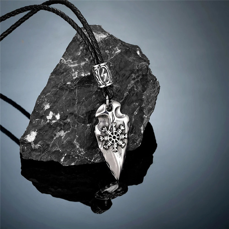 Collier Viking Crâne de Corbeau Vegvisir Doré Modele 1 Couleur Argent