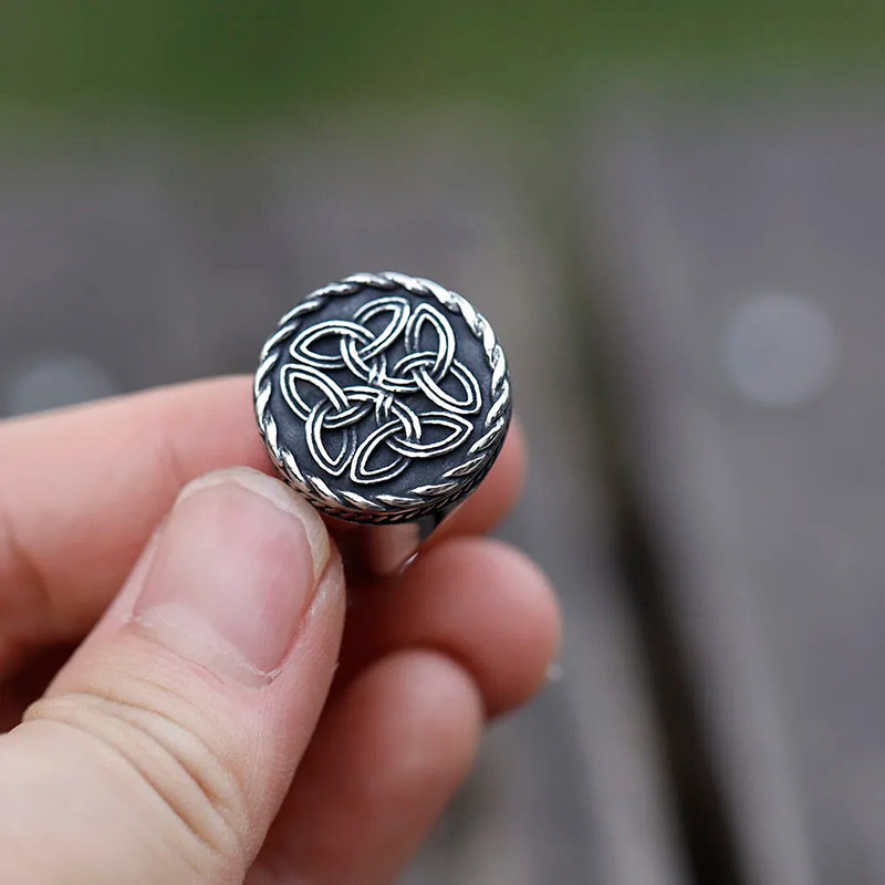 Bague Viking Noeud de Bouclier des 4 Éléments