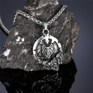 Collier Viking Loup "Médaillon du Loup Runique" Modele 1