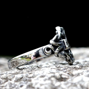 Vue Laterale Bague Viking Midgard "Nœud d'Éternité"