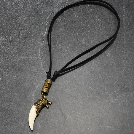 Vue de Face Collier Viking Loup "Ulf-Vakt"