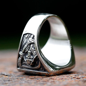 Vue Arrierre Bague Tête de Mort "Faucheuse Silencieuse Éternelle"