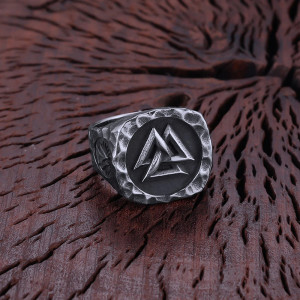 Avant Bague Viking "Sceau du Valknut Ancien"