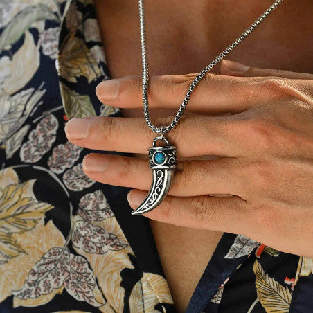 Vue Portee Collier Viking Loup "Le Talisman de Sköll : L'Instinct d'Ulfhednar"