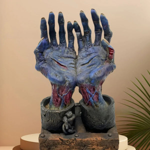 Décoration Tête de Mort Mains Maudites Enchaînées