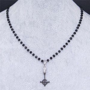 Collier Chapelet Gothique "Croix Inversée Occulte" Couleur Noir
