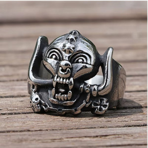 Bague Tête de Mort Démon Cornu Chaos Infernal