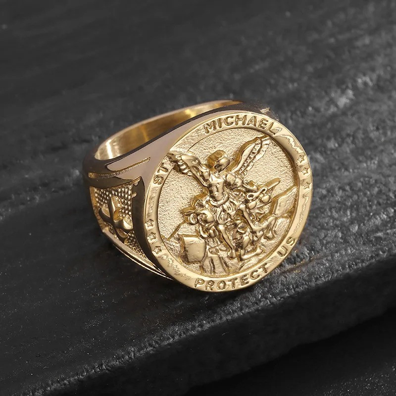 Bague Motard Saint Michel "Archange Protecteur “Protect Us” Couleur or