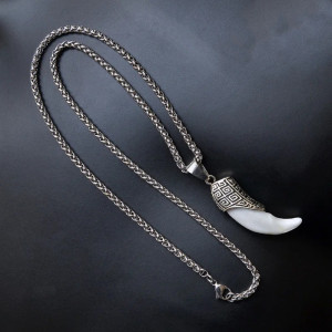 Collier Viking Loup L'Héritage d'Ulf-Vakt : Le Labyrinthe d'Asgard