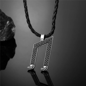 Collier Viking Rune Uruz Héritage des Anciens Couleur Noir