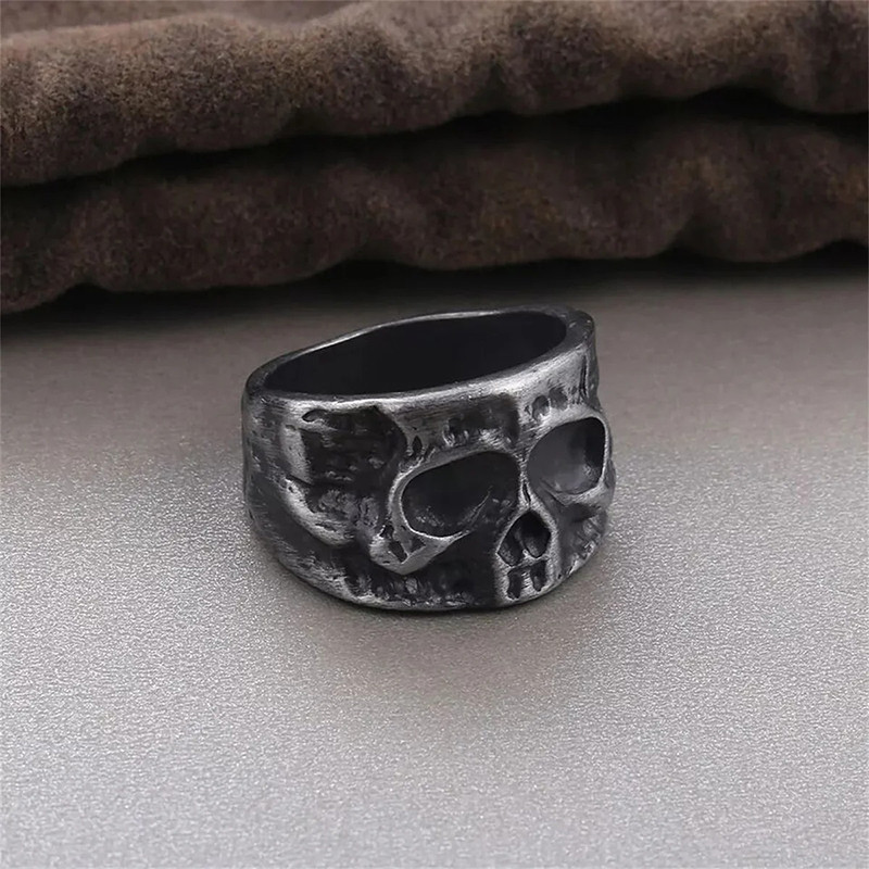 Avant Bague Tête de Mort "Crâne Brut Décharné"