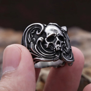 Bague Tête de Mort “Volutes du Néant”