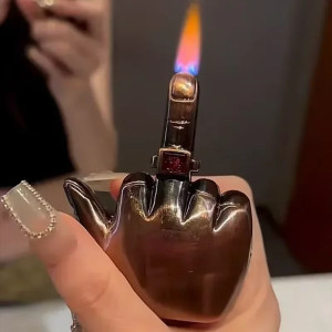 Avant Briquet Mort Main Provocatrice “Doigt d’Honneur Rebelle” - 2 couleurs au choix !