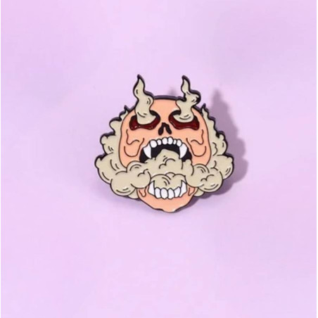 Pins Tête de Mort “Crâne Fumée Infernale”