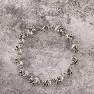 Avant Bracelet Tête de Mort "Chaîne des Âmes Rebelles"