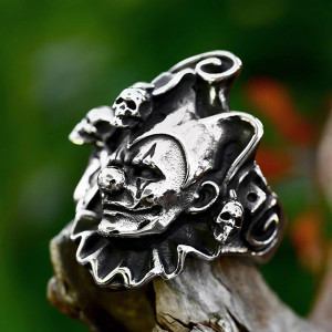 Bague Tête de Mort “Bouffon des Âmes Perdues”
