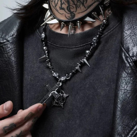 Collier Tête de Mort Gothique "Croix des Épines Noires"