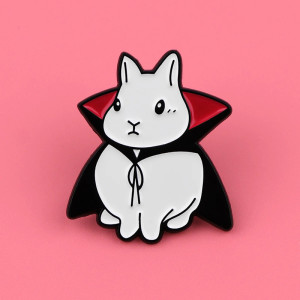 Avant Pins Broche Gothique “Lapin Vampire Nocturne”