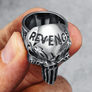 Vue Laterale Bague Tête de Mort “Crâne de la Vengeance Noire”