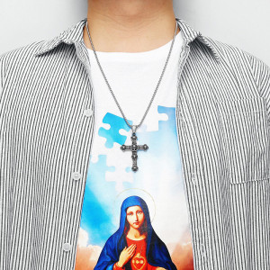Vue portee Collier Tête de Mort Gothique "Croix du Requiem Macabre"