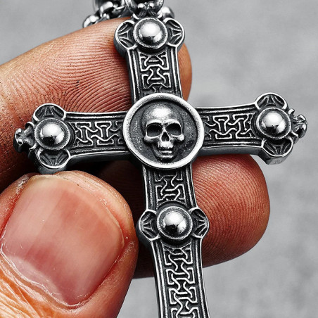 Collier Tête de Mort Gothique "Croix du Requiem Macabre"