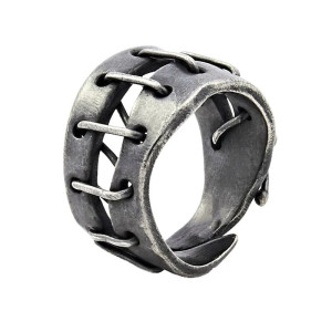 Avant Bague Goth Rock "Coutures de l'Au-Delà"