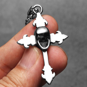 Vue Arrierre Collier Tête de Mort "Croix du Dernier Requiem"