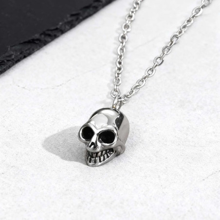 Vue Laterale Collier Tête de Mort "Sourire de l'Outre-Tombe"