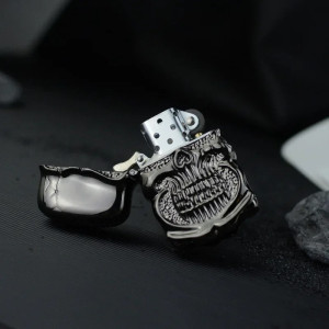 Avant Briquet Tête de Mort Crâne Massif Chromé “Rictus Brutal” - 4  couleurs au choix !
