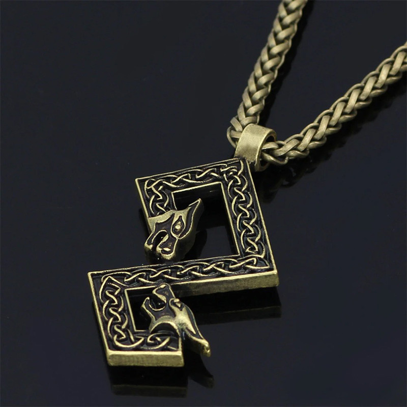 Collier Viking Rune Sigr Morsures Jumelles d’Odin Couleur or