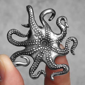 Vue Arrierre Collier Pendentif Poulpe Kraken Gothique