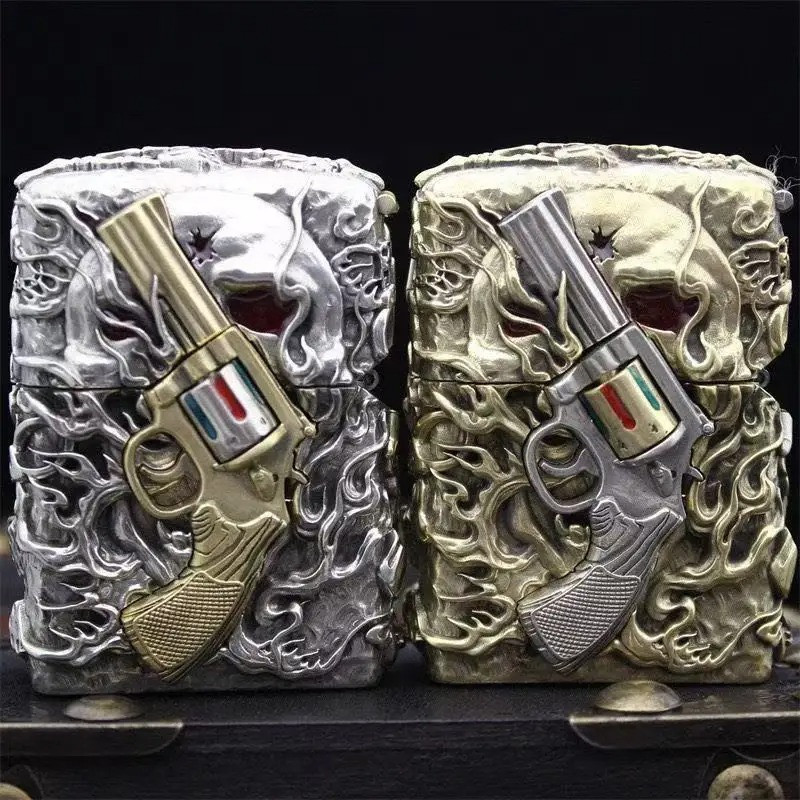 Briquet Tête de Mort Tentacules Armées “Jugement Abyssal” - 2 couleurs au choix !
