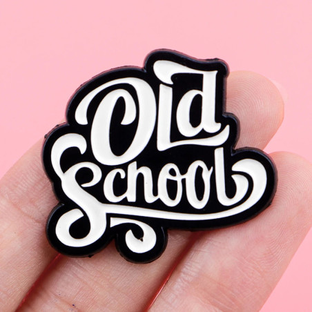 Pins Rock "Old School" Vintage Noir & Blanc