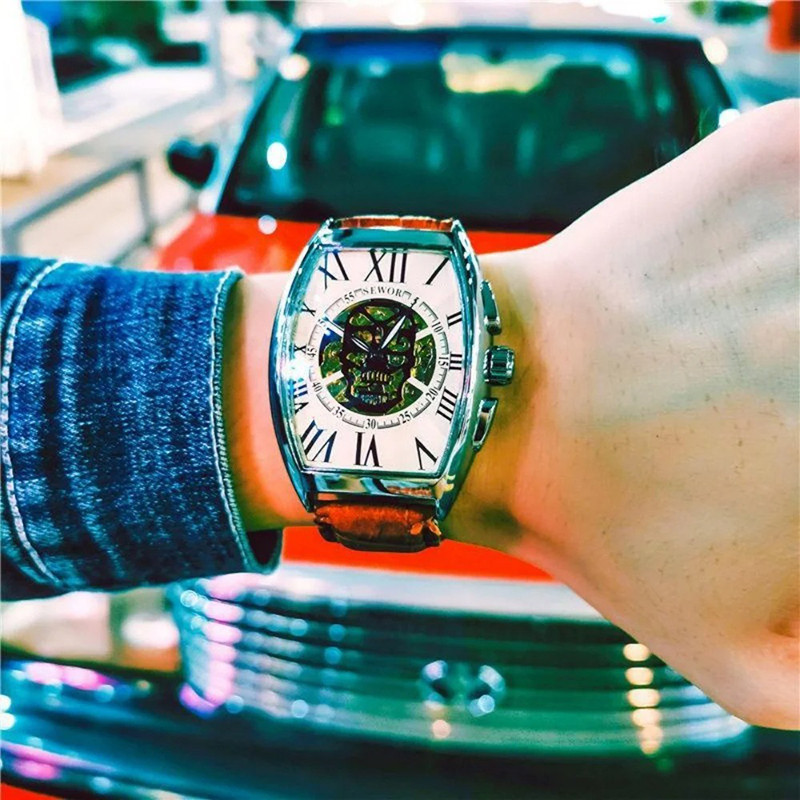 Montre Tête de Mort Squelette Mécanique Couleur Marron