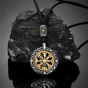 Collier Viking Vegvisir Foudre du Navigateur Sacré Couleur Noir
