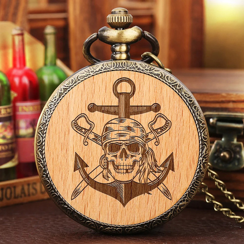 Montre à Gousset Tête de Mort Pirate en Bois