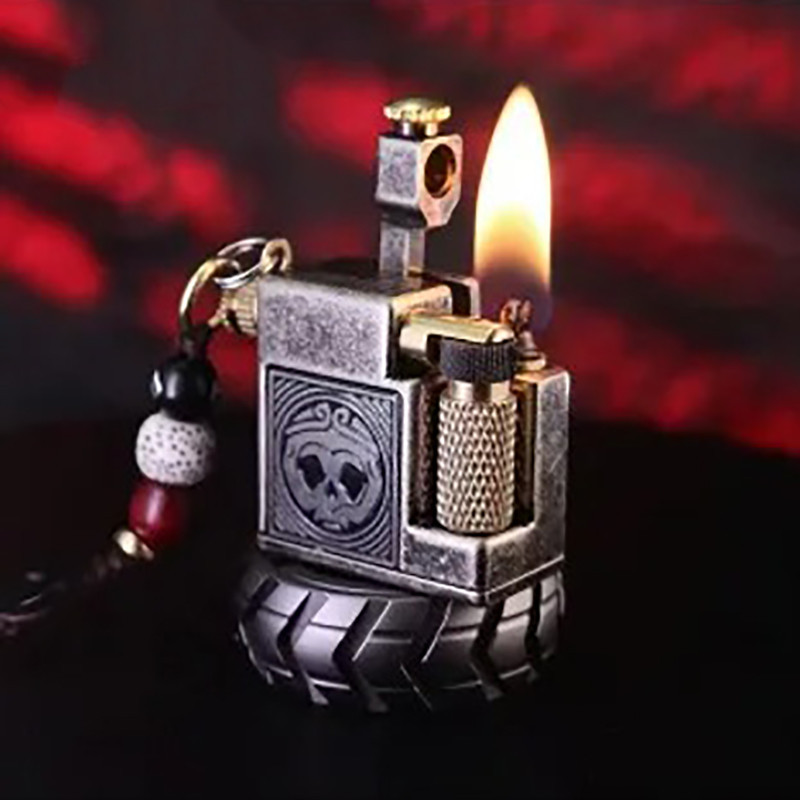 Briquet Tête de Mort Industriel “Moteur Infernal”