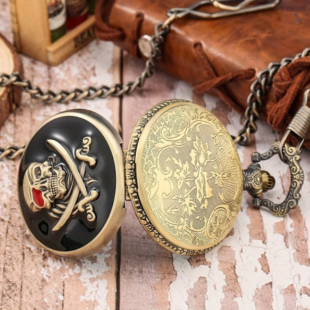 Avant Montre à Gousset Tête de Mort Pirate Borgne
