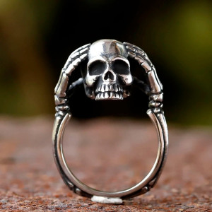Bague Tête de Mort Étreinte Macabre