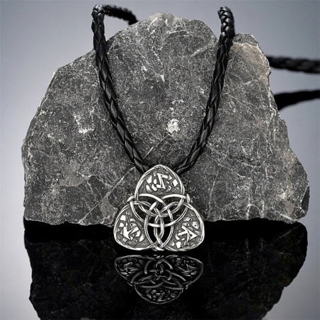 Collier Viking Triskel Runique des Trois Destins Modele 2