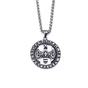 Vue generale Collier Viking Hache Runique Cercle des Anciens Modele 1