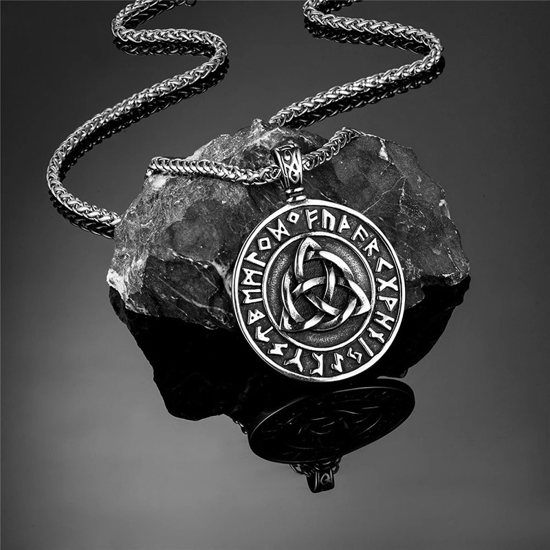 Collier Viking Trinité Celtique Cercle Runique Modele 1